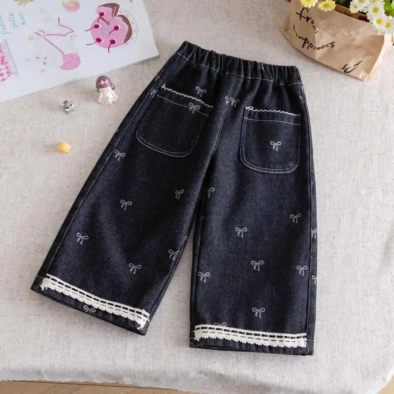 Pantalones vaqueros de terciopelo para niña, pantalones de pierna recta con lazo estampado completo de estilo coreano, pantalones de encaje grueso para niña, mono de invierno 2025