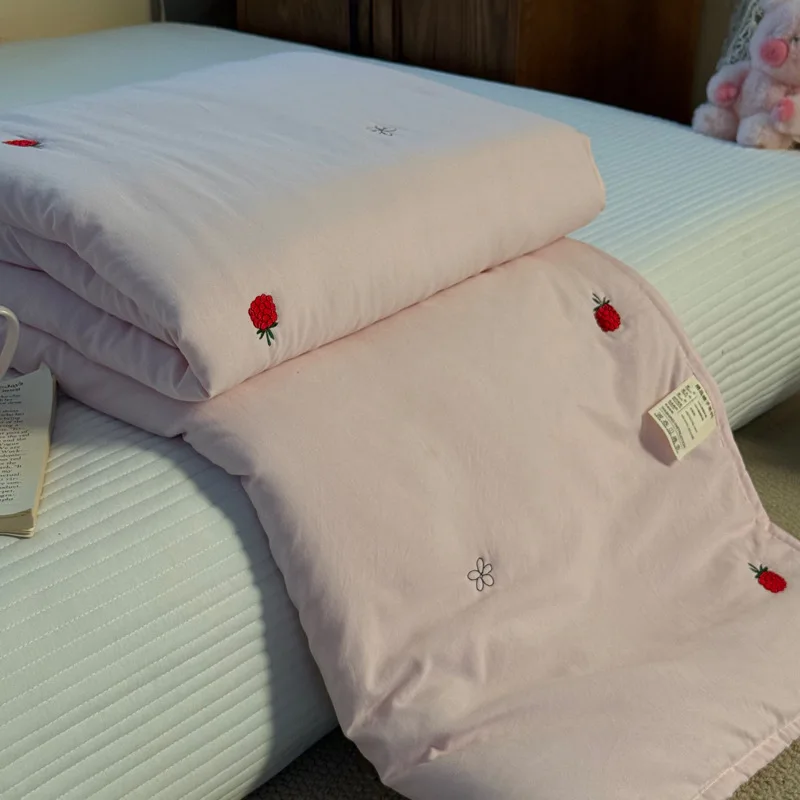 Girly Cute Quilt Machine Washable Machine Rose Milk Tea Color Summer Washed Thin Quilt Princess Style Embroidered Room Decor