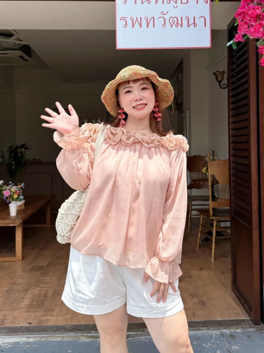 Sweet Style Oversized Women's Shirt Summer 2026 New Wooden Shoulder Lace Trim Chiffon Top Korean Loose Fit Long Sleeve