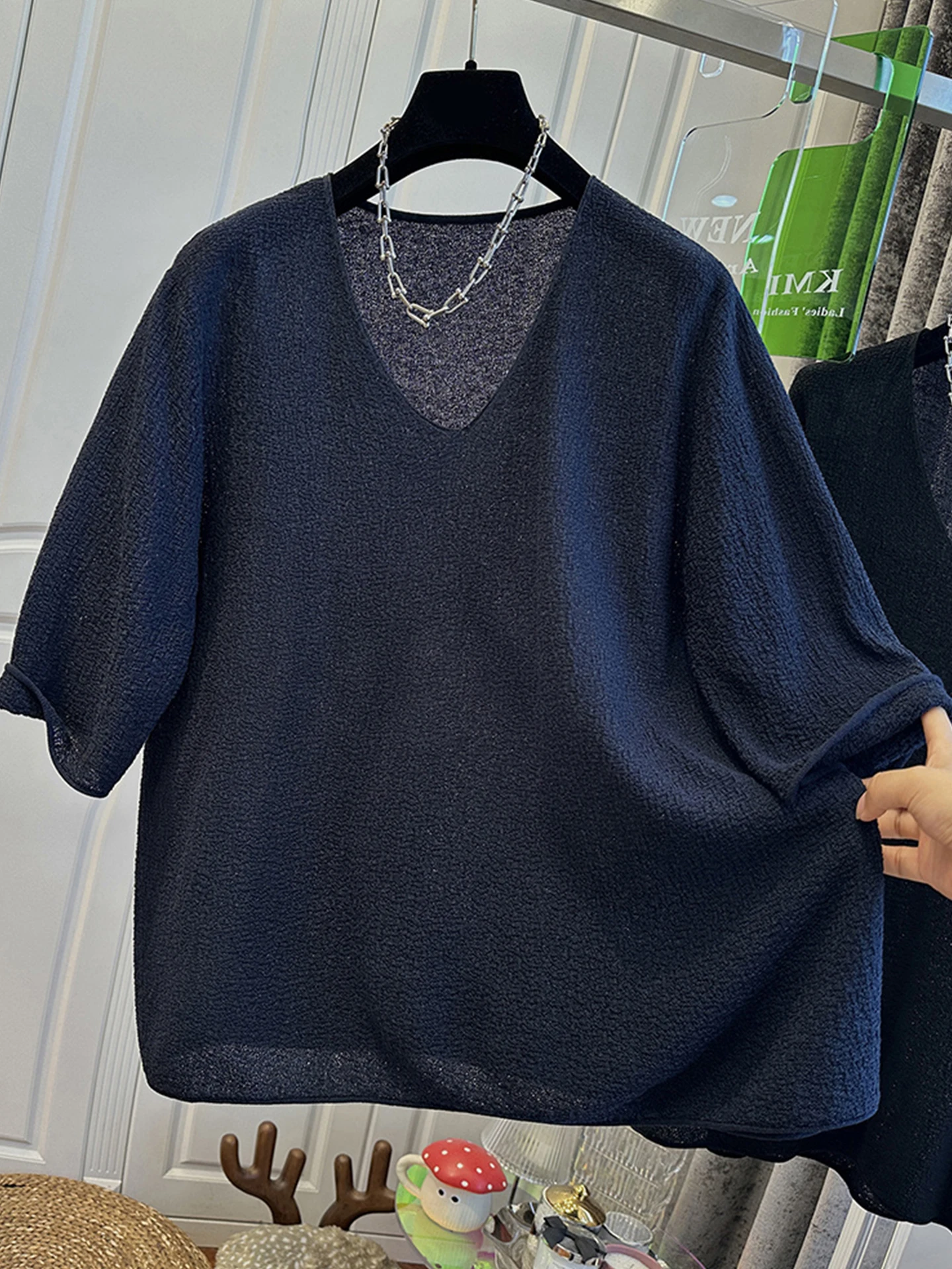 بلوفر فضفاض على شكل حرف V ort Sve تريكو صيفي أنيق للنساء غير رسمي النسخة الكورية ملابس داخلية مريحة