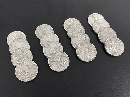 

Exploded Walking Liberty Half Dollar by J.C Magie Close up Magic Tricks Coin Multiply Illusion Gimmick Magia Magicians Prop