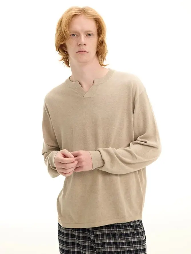 

Solid Wool V-neck Knitted Sweater Top Long-sleeved T-shirt Men Women Soft Warm Loose-fitting Minimalist Versatile