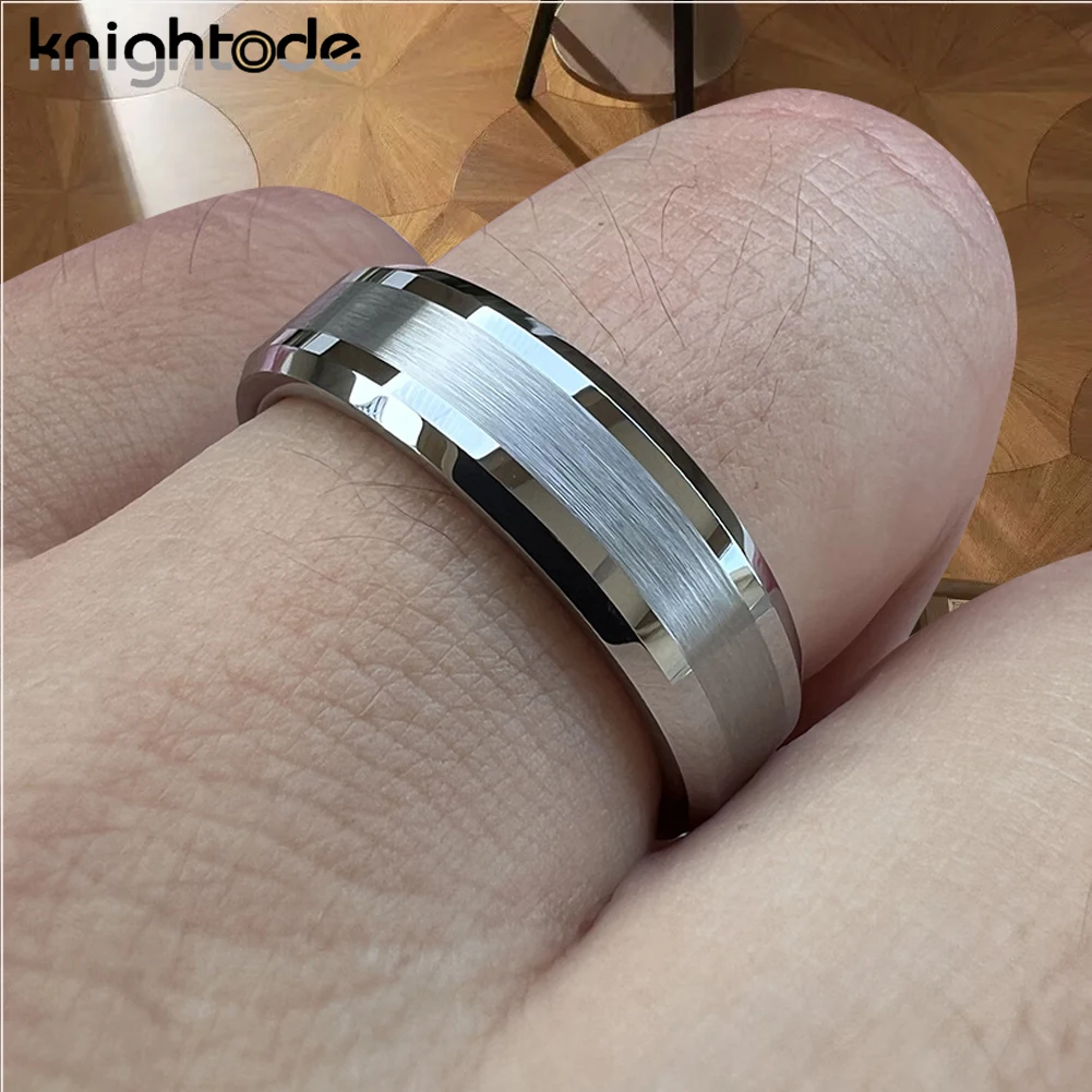 High Quality 6mm 8mm MinimalistWedding Band Tungsten Carbide Engagement Ring with Center Brushed Bevel Edges And Polished Finish