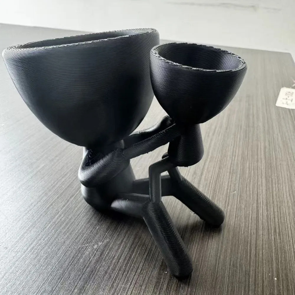 3D Printed Mother and Child Figure Planter Pot Family Themed Anti Tipping Warm Figurine Succulent Planter Stable Base Minimal