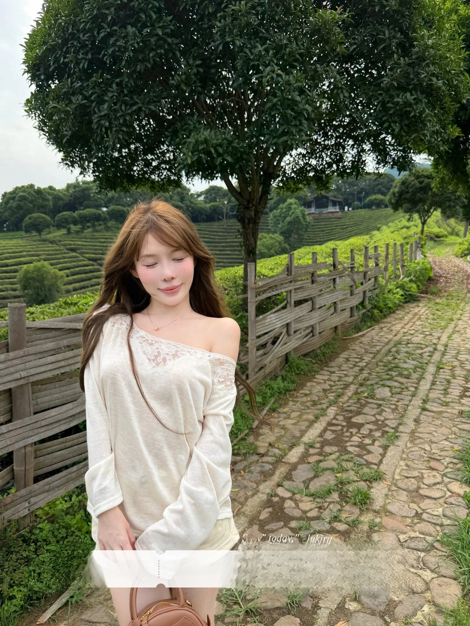 Lukira Lace Trim Long Sleeve T-Shirt Women Summer Cool Feeling Loose Top Pure Color round Neck Girl's Fashion Sun Protection