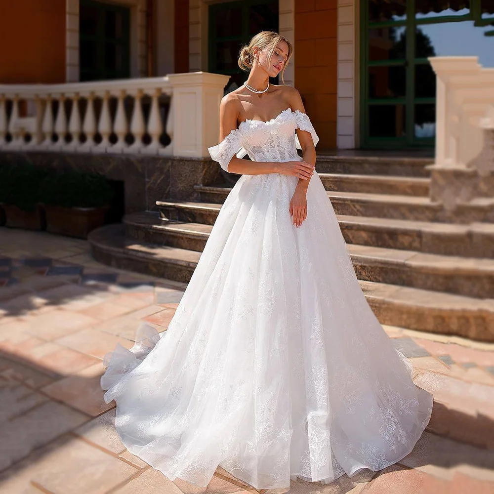 

Lace Vintage Wedding Dresses 2025 Appliques Corset Princess A Line Bridal Gown Off Shoulder Sequins Beides Dress Customized