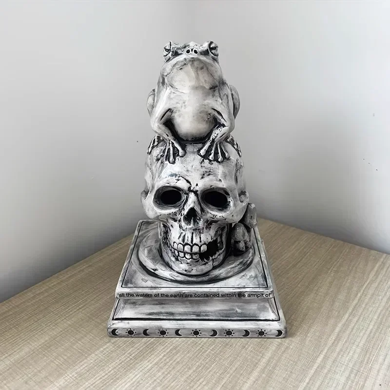 

Ceramic Frog Skull Moulding Censer Retro Incense Burners Living Room Creative Aesthetic Ornaments Home Fragrance Products