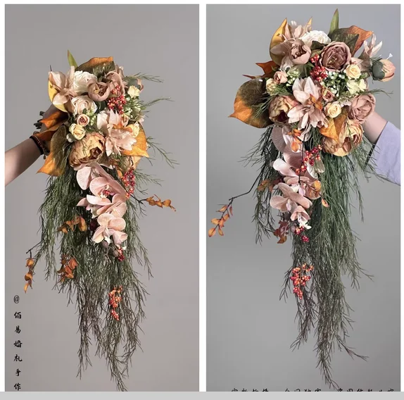 

New golden bouquet wedding license bouquet photography artificial flower props hot waterfall flower drop-shaped real shot new