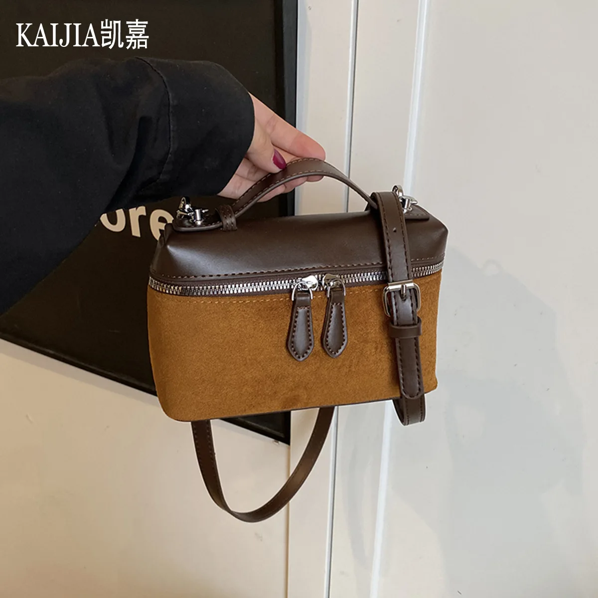 2025 Box Bag, Chic … - image