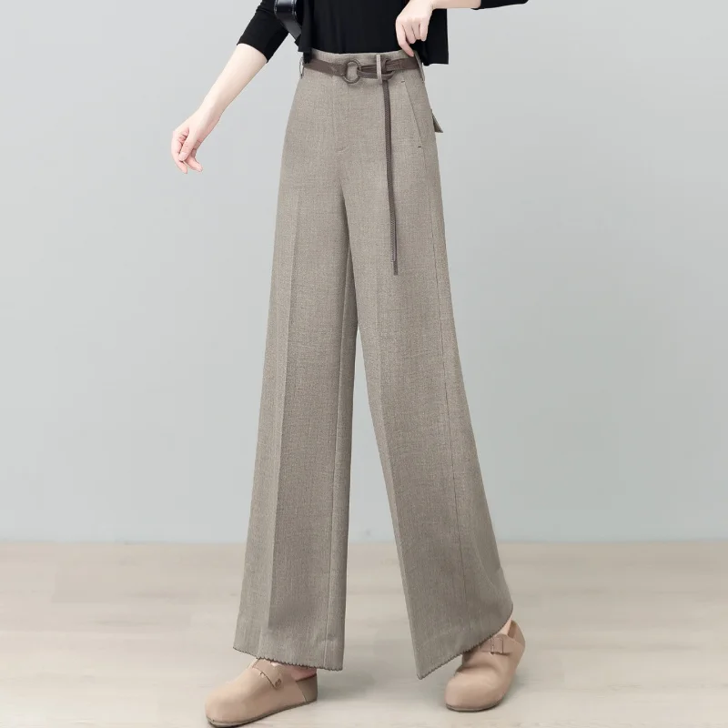 Pantaloni a gamba larga dritti versatili alla moda per le donne Primavera e autunno Pantaloni da abito casual drappeggiati di nuovo stile Pantaloni lunghi dimagranti