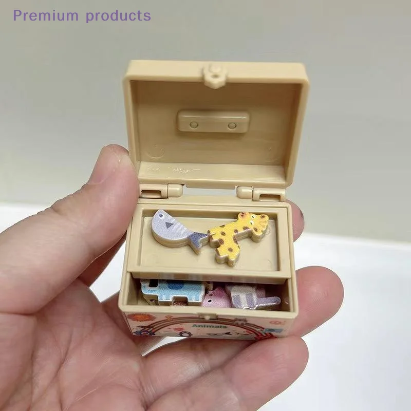 1 Set Simulazione in miniatura Piccoli giocattoli ornamentali per modello di casa delle bambole Lettere Numeri Blocco Puzzle Ordinamento Mattoni matematici Bambini