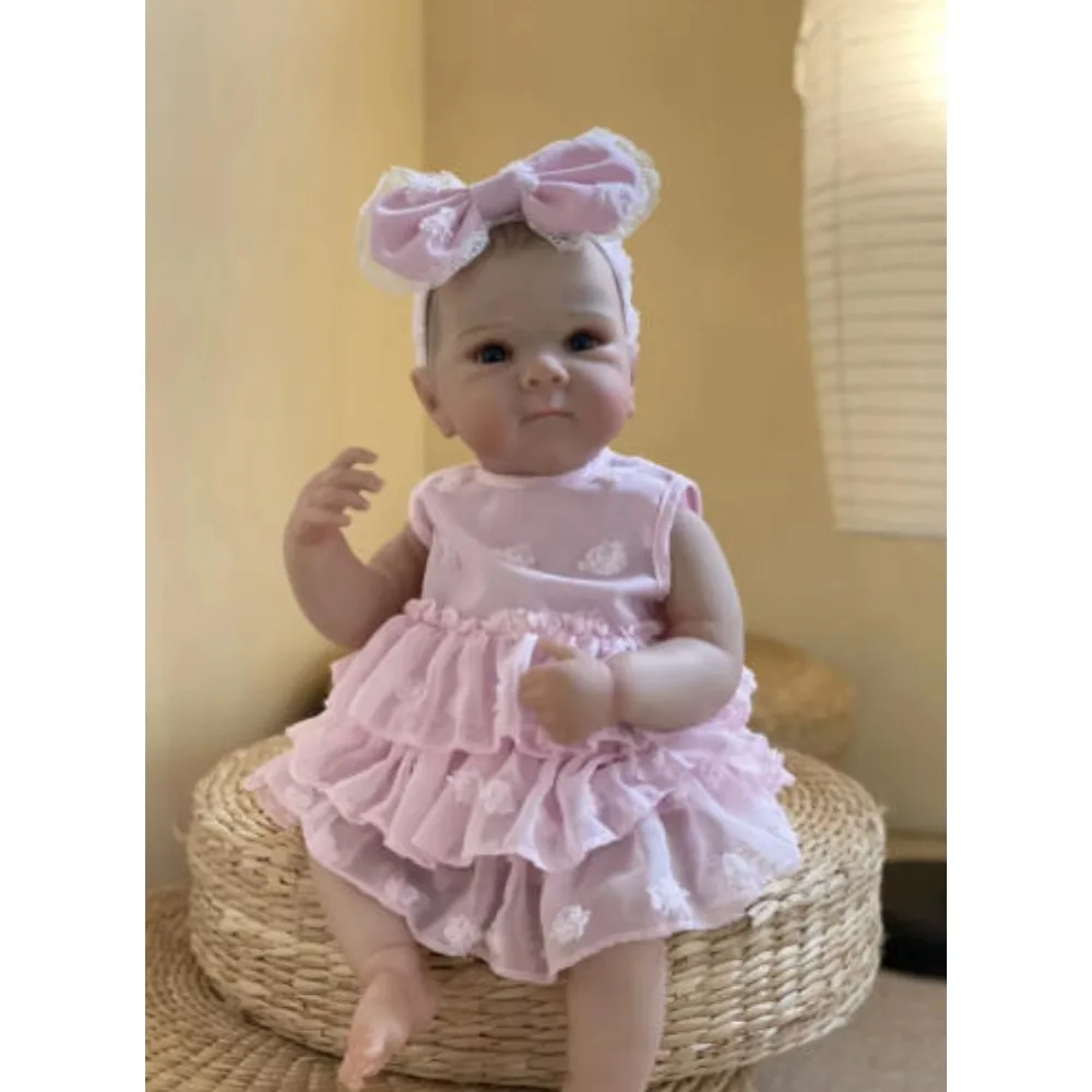 18 Inch Lifelike Reborn Baby Girl Doll Bettie Full Body Silicone Vinyl Realistic Newborn Baby with Painted Skin Bonecas Bebe
