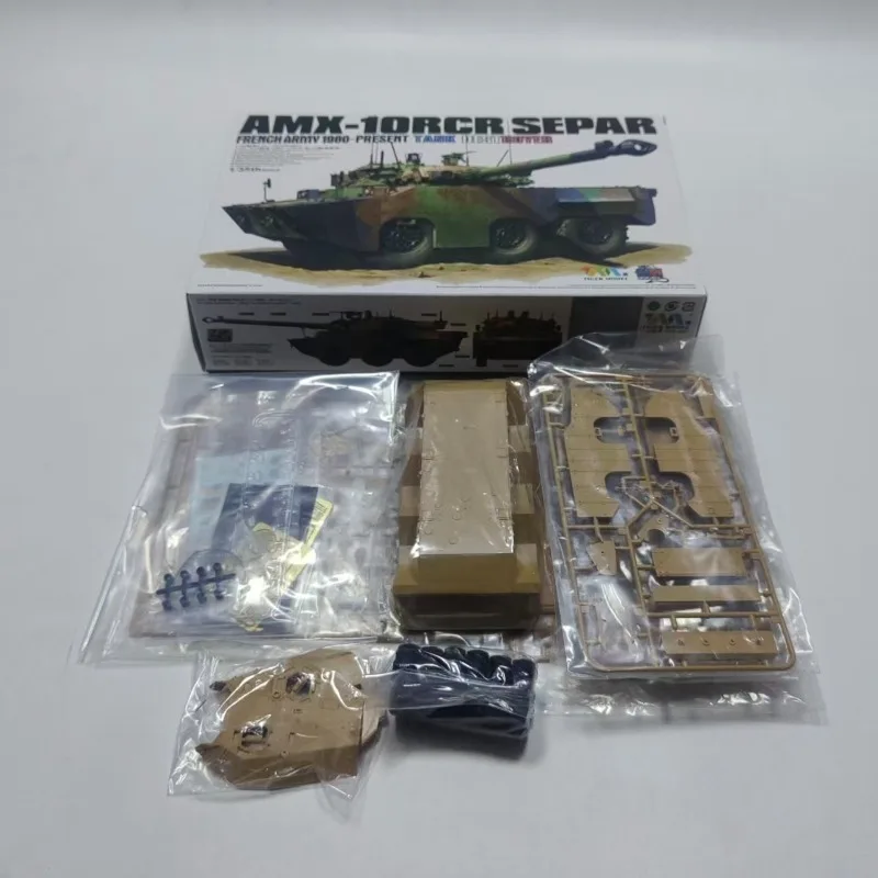 Tiger Model 1/35 4607 French Army AMX-10RCR SEPAR Tank Destroyer Plastic Model Kit