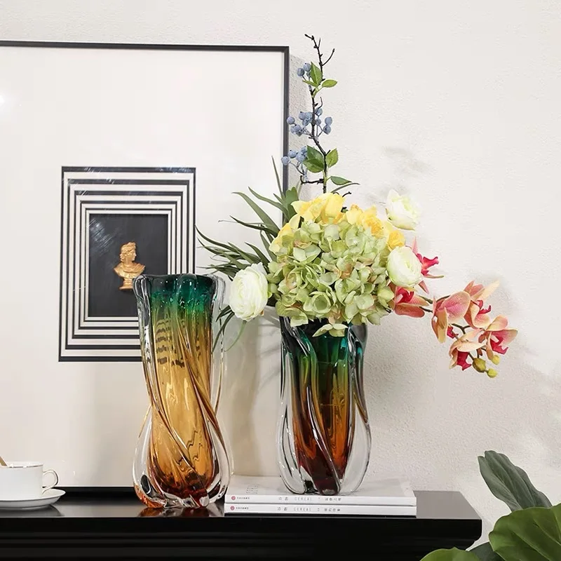 Light luxury glazed vase ornament, living room dining table, model room, entrance flower arrangement, hydroponic twist flower de