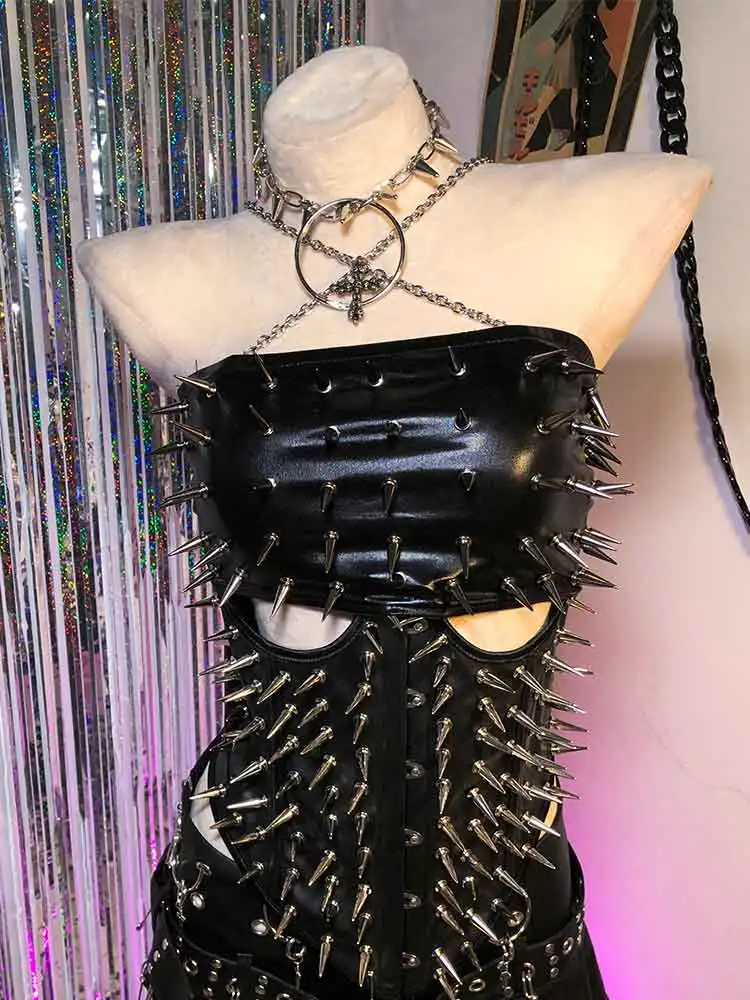 Goth Corset Tops Spiked Emo Clothing Gothic Tank Rave Festival Outfit Y2K T-shirt ALT Grunge Punk Rock Clothes with Spikes