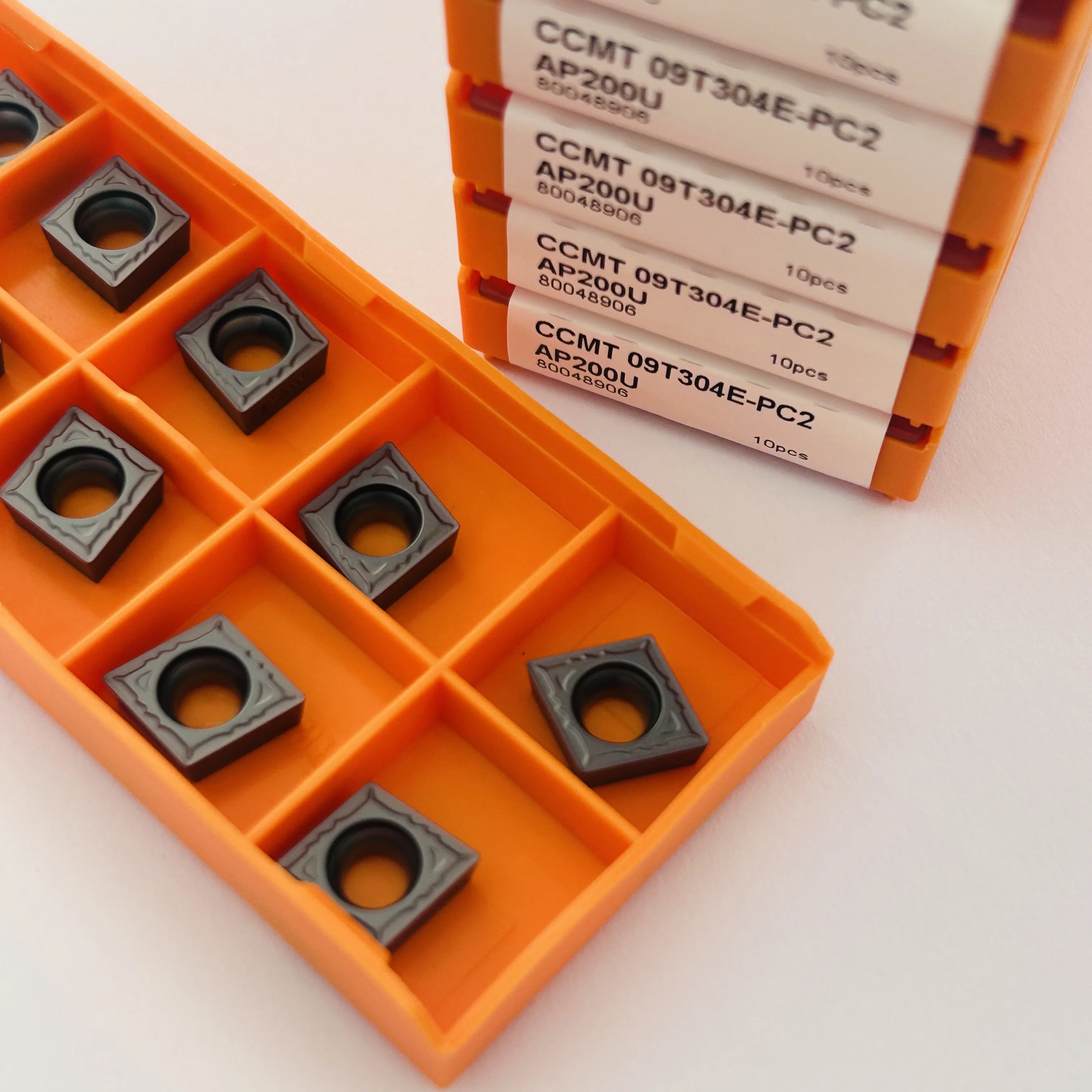 

CCMT060204E CCMT060208E CCMT09T304E CCMT09T308E CCMT09T312E CCMT120404E CCMT120412E-PC2 AP200U Carbide Insert CCMT Inserts