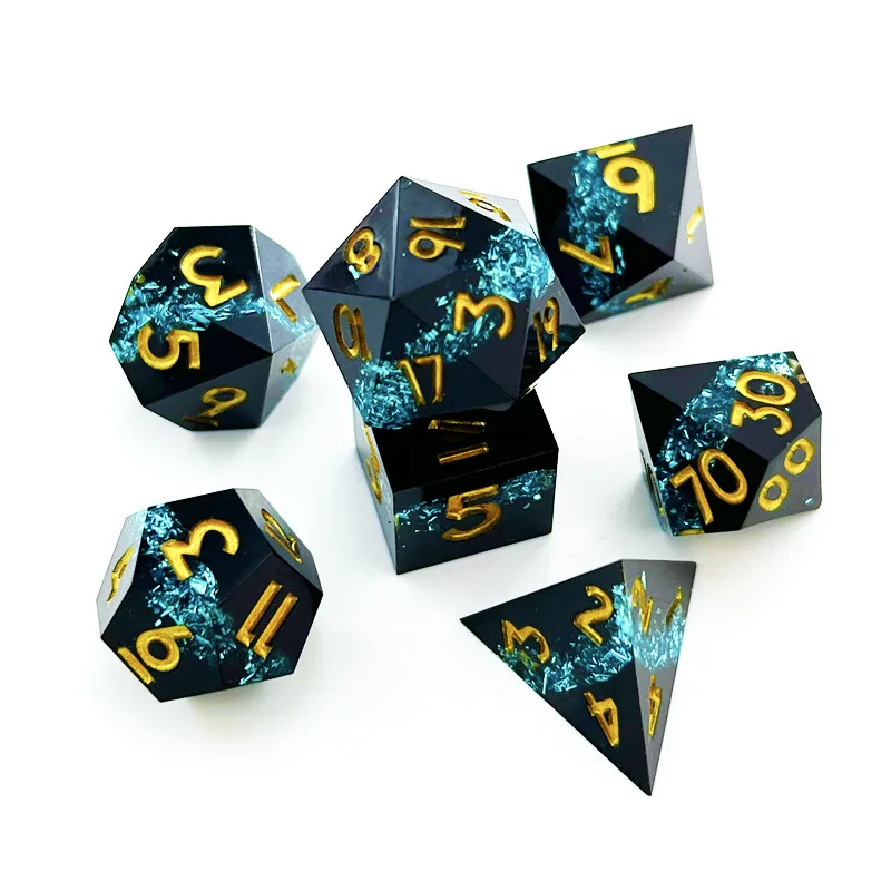 Factory Supply Resin Black Clip Hongjin Blue Word Dice Suit Style Novel Light Game Props Desktop Dice