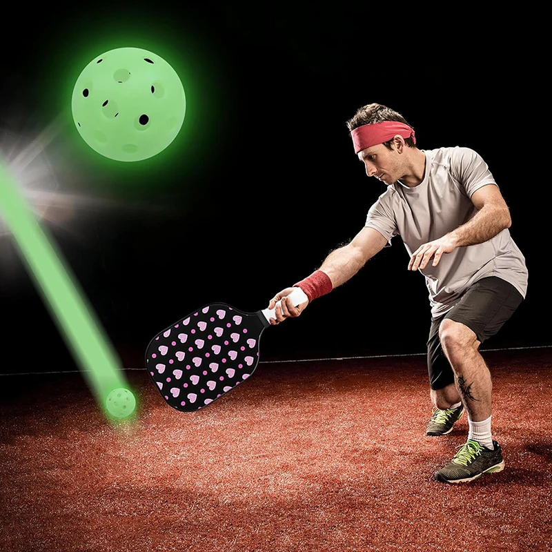 Palline da pickleball illuminate a LED, pickleball che si illuminano al buio, regali da pickleball per uomini e donne, palline da pickleball all'aperto