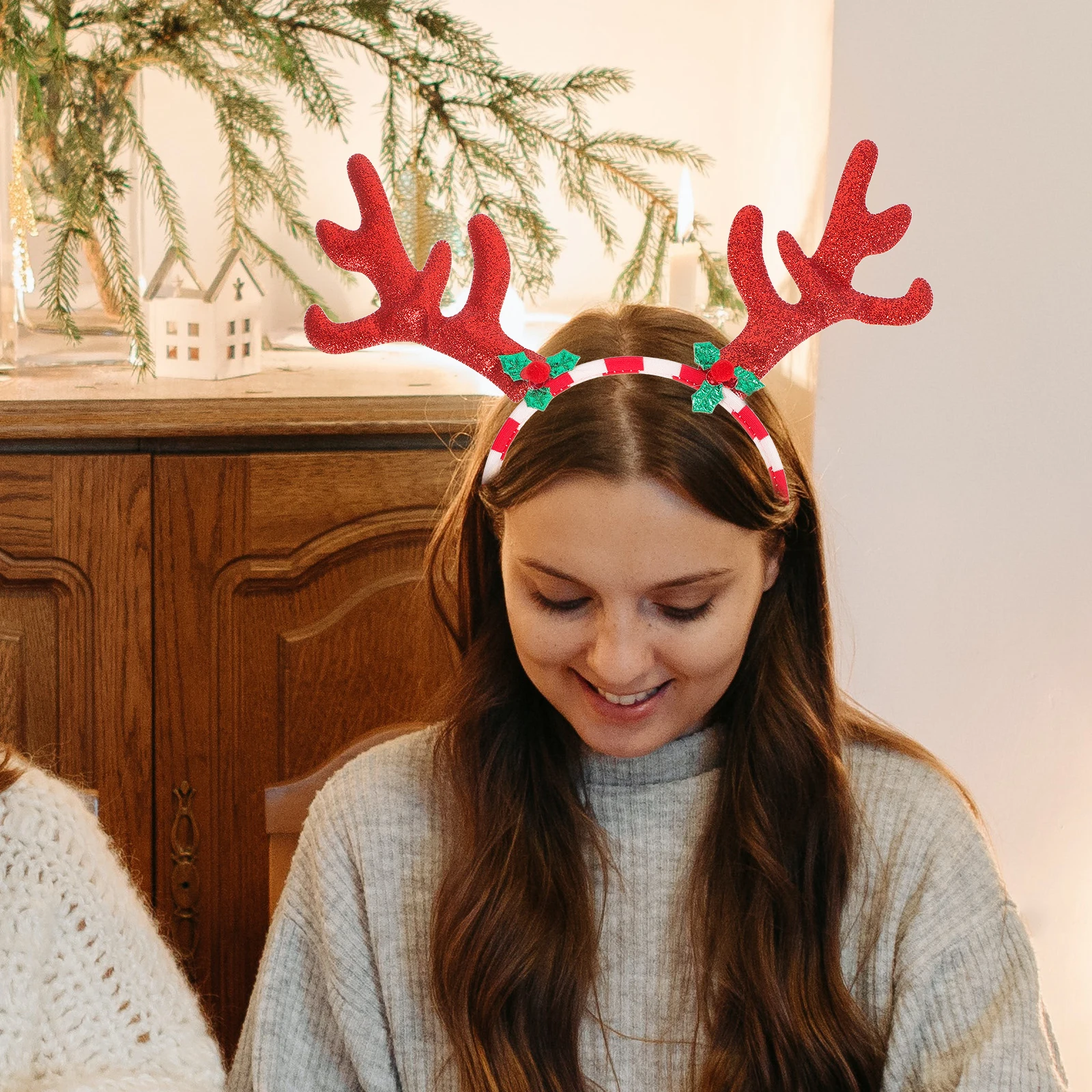 

6Pcs Christmas Headpiece Xmas Themed Hair Hoops for Women Party Cosplay Photo Shoot Lightweight Comfortable Holiday