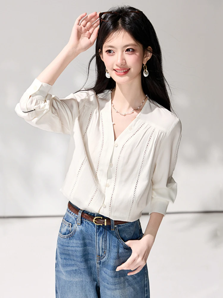 

Женская блузка Ele V-Ne Long Sve White: модный дизайн, прямой крой, полиэстер, приятный к телу, весенняя коллекция