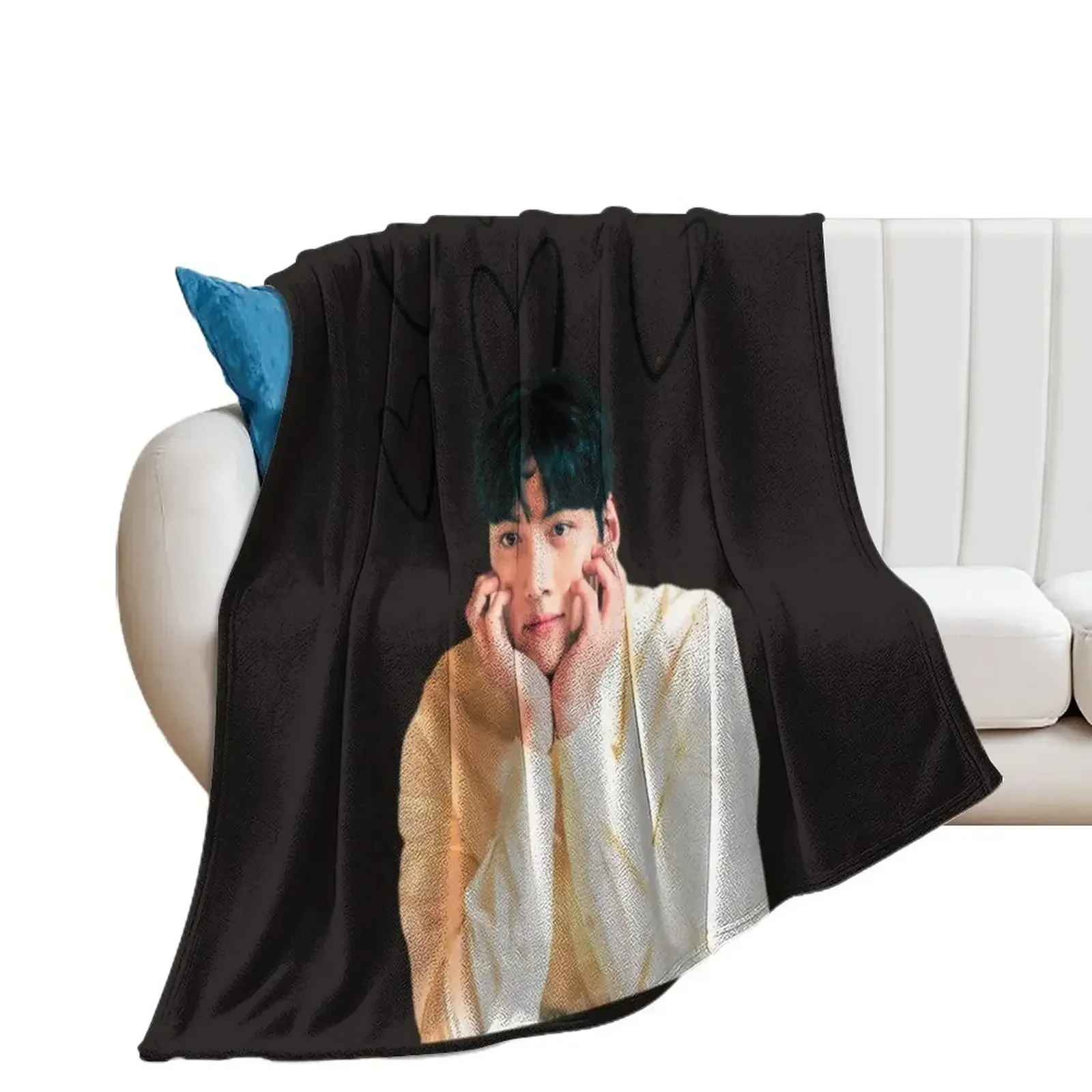 Ji chang wook Throw Blanket Beautifuls Fashion Sofas Blankets