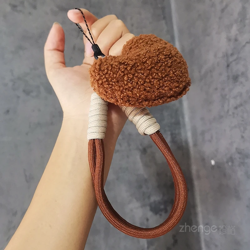 Brown plush heart-shaped mobile phone hanging rope, fashionable women's outdoor anti throw rope, short woven rope