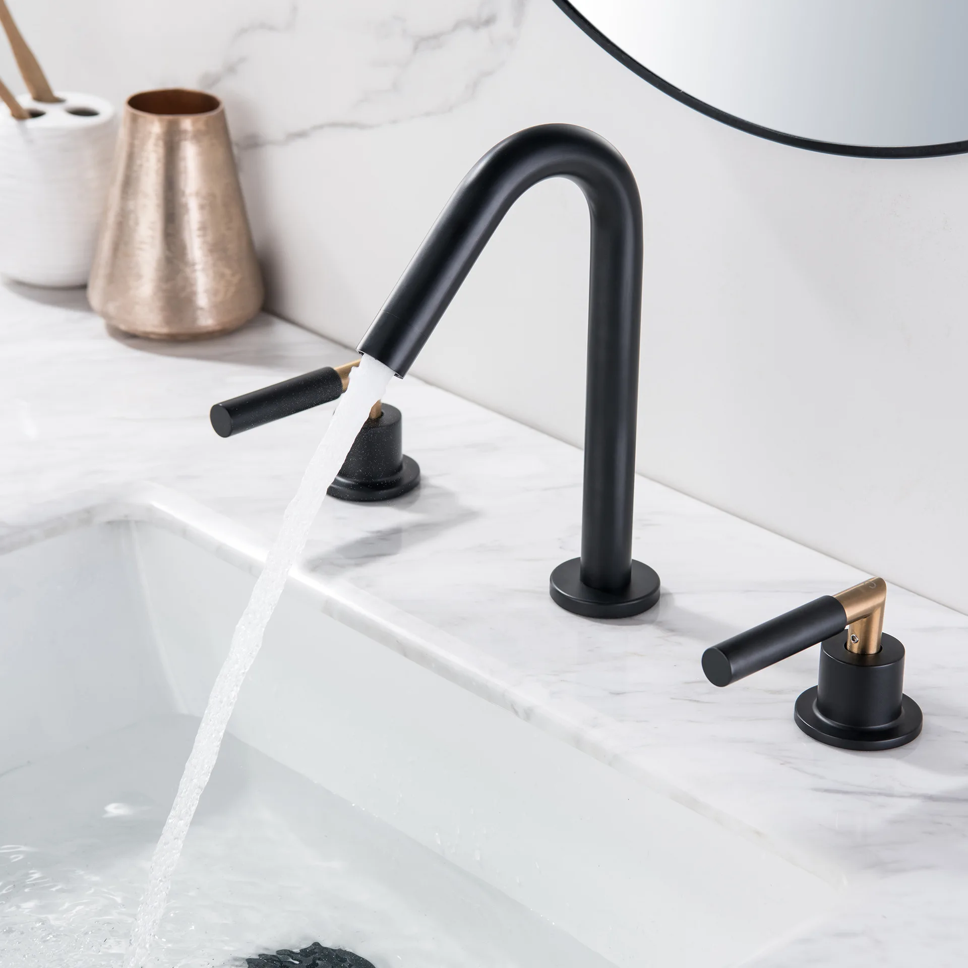 Luxury Brass High Quality Bathroom sink faucet Three Holes Two Handles Basin mixer Tap Cold hot water Bath faucet,Black Gold