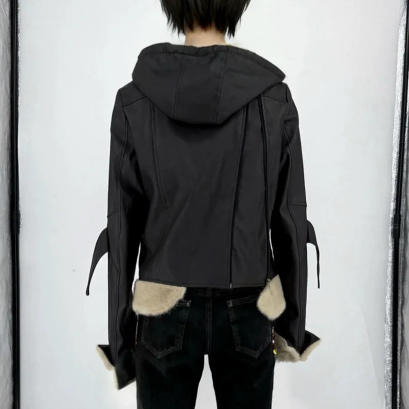 HKSH شتاء جديد إمرأة معطف دافئ مقنعين واحدة الصدر بولي Leather الجلود المرقعة فو الفراء غير المتماثلة الشارع الشهير سترات سميكة HK15950