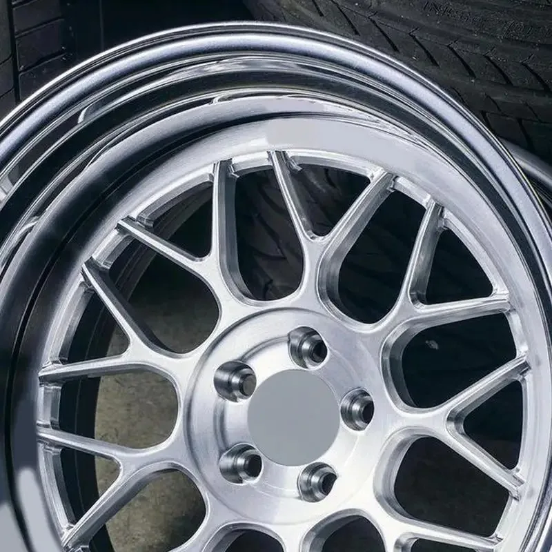 عجلات سيارة الركاب المصنوعة من سبائك الألومنيوم 5x112 5x120 المزورة المخصصة للنماذج