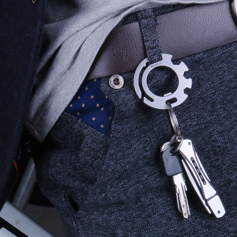 Multifunction Stainless Steel EDC Keychain Outdoor Tools Card Screw Wrench Bottle Opener Creative Gift for Men