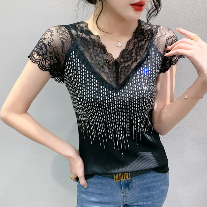 Camisa de encaje de punto de retazos Sexy para mujer, Tops de manga corta con diamantes, Camiseta ajustada con cuello en V para mujer, nueva moda de verano