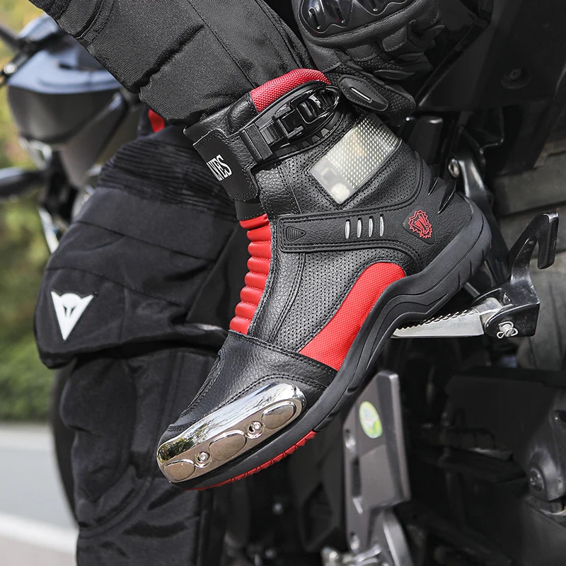 Men Motorcycle boots Breathable Anti-fall Rider Road Racing Casual Shoes Boots Gear Shift Rubber Sole Motorbike Shoes LED screen