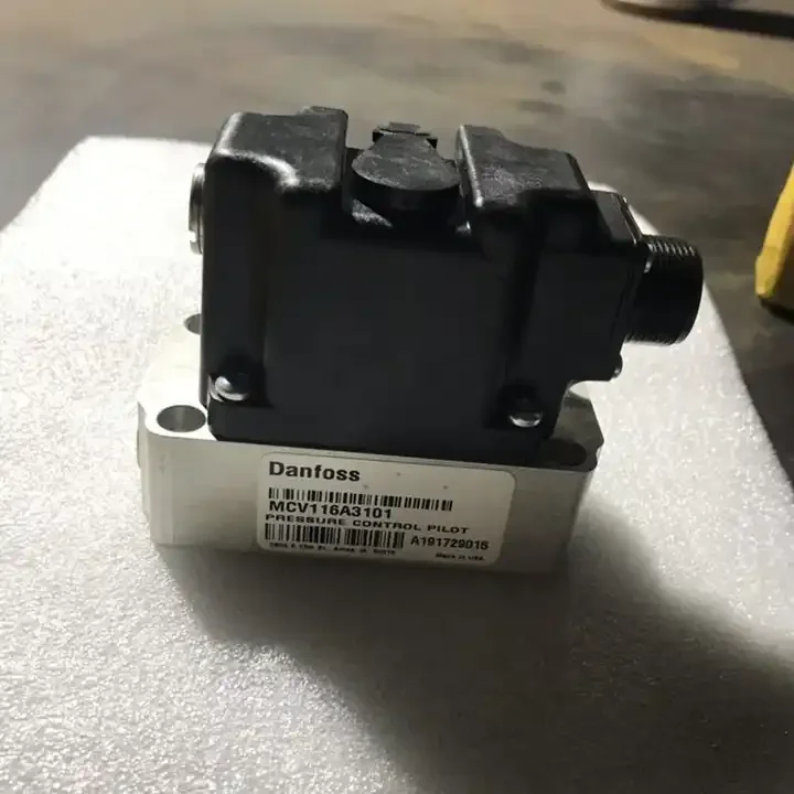 Series Electric Control Valve Block 157B4034 157B4035 Proportional Va-lve 157B4092 157B4228 152B8158  157B4033 11166824