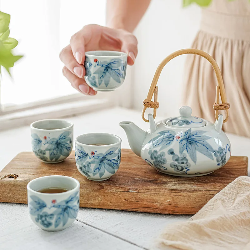 

Hand drawn grape tea ware, high-temperature underglaze color, household large capacity tea set for brewing flower tea