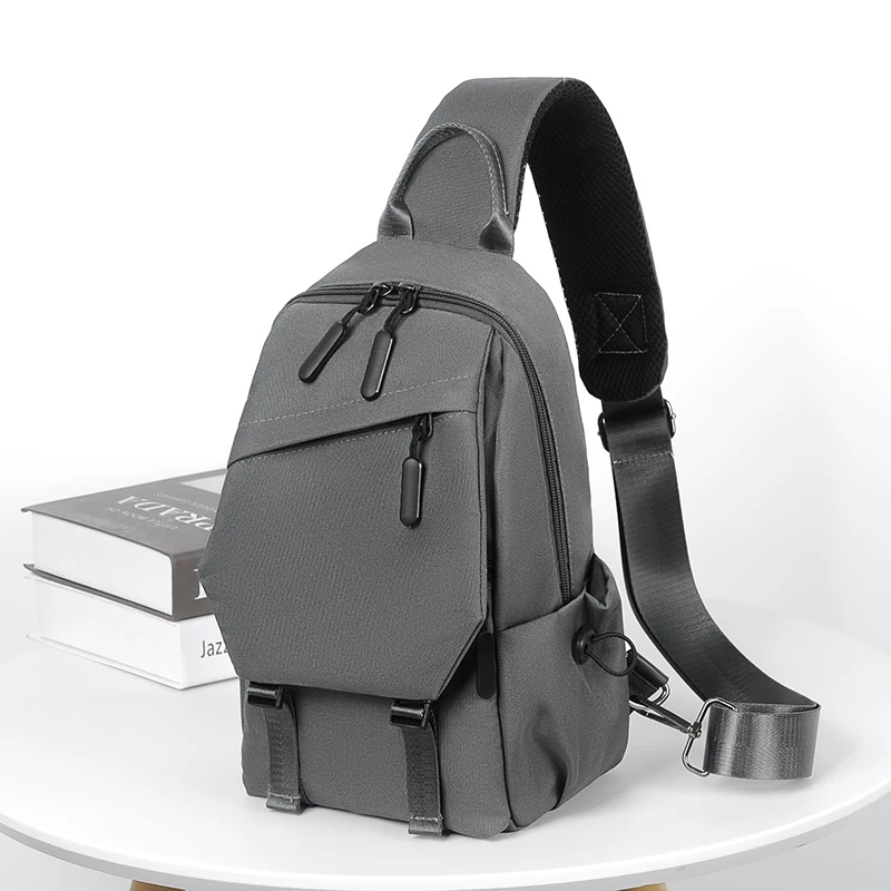 حقيبة صدر متعددة الوظائف ذات سعة كبيرة، حقيبة كتف رياضية وترفيهية للرجال، حقيبة كروس مضادة للرذاذ ومقاومة للاهتراء