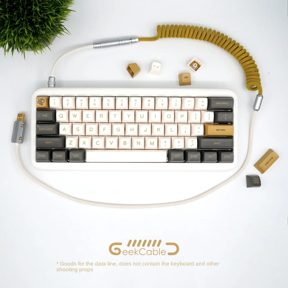 Spot GeekBable custom mechanical keyboard data cable MelGeek cooperation keycap cable Mojo white light