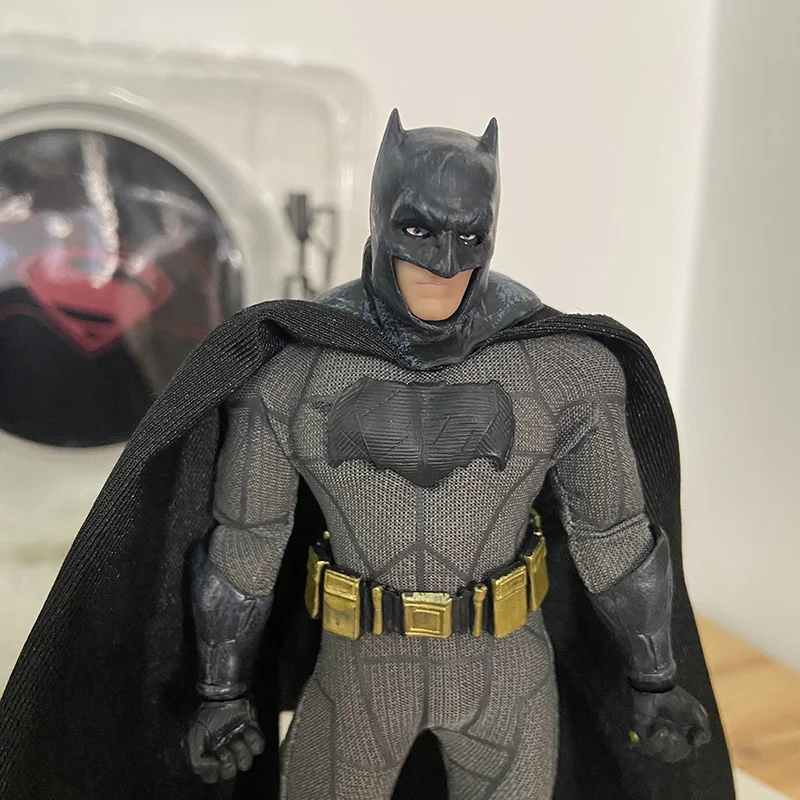 Mezco One 12-Rüstung Batman Actionfigur Batman Figur Bruce Wayne Joker Figur Sammlerstück Modell Spielzeug Geschenk Anime Auf Lager – Detail 25