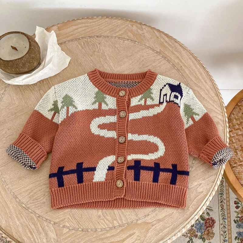 New autumn baby clothing, 0-3 year old female baby, jacquard knitted sweater on rural roads