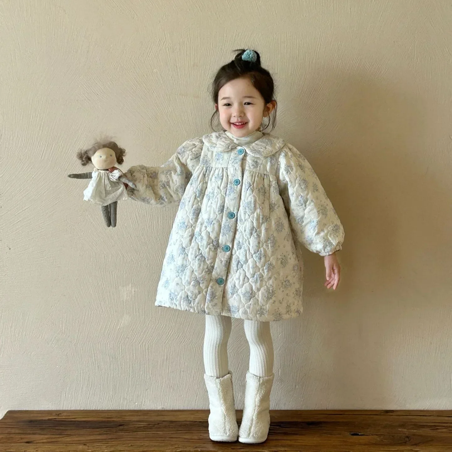 Girls Coat 2024 Winter New Childrens Wear Korean Style Baby Girl Foreign Style Floral Quilted Cotton Cotton Skirt Casual Simple