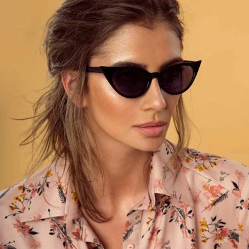 New Fashion Small Cat Eye Sunglasses Women Brand Designer Vintage Gradient Cateye Female Sun Glasses UV400