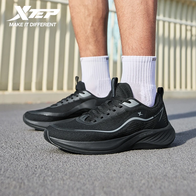 Xtep Cloud Wing ET Running Shoes For Men Lightweight Soft Breathable Shock-absorbing Support Comfortable Sneakers 875319110040 view 2