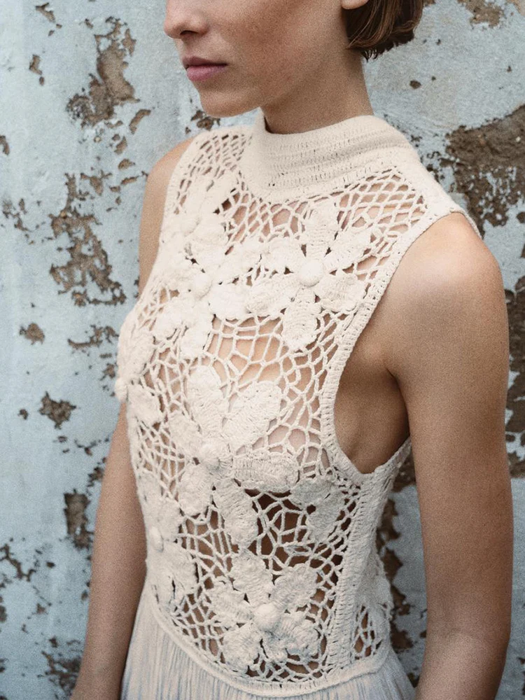 فستان عصري برقبة دائرية بدون أكمام مطرز بالزهور وصل حديثًا فستان نسائي متوسط ​​الطول للاحتفال بالحفلات