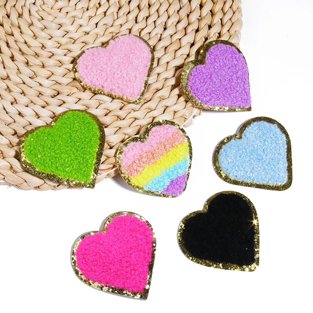 5Pcs/Lot Love Heart Wool Embroidery Patches Gold Glitter Edged Patches Iron On For DIY Crafts Sticker Bags Clothing Decoration