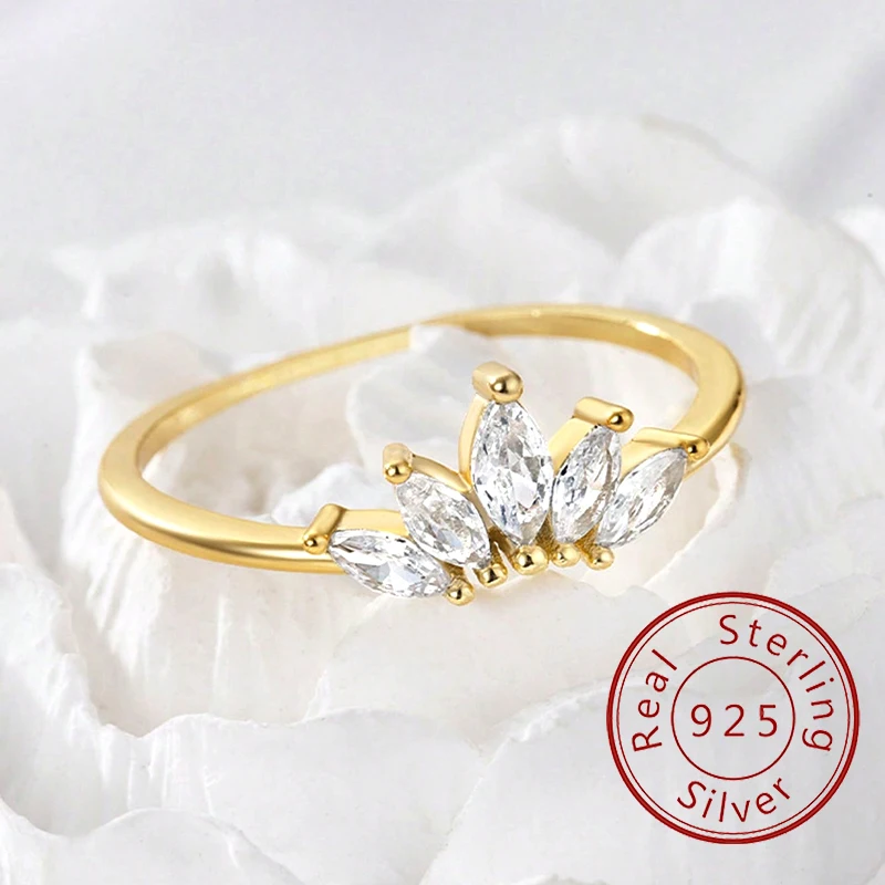 

925 Sterling Silver Shiny Zircon crown Rings for Women Wedding Engagement Fashion Elegant Gold Color new in Fine Jewelry