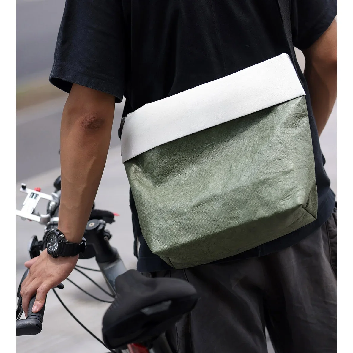 Environmentally Friendly Waterproof Trend Messenger Bag