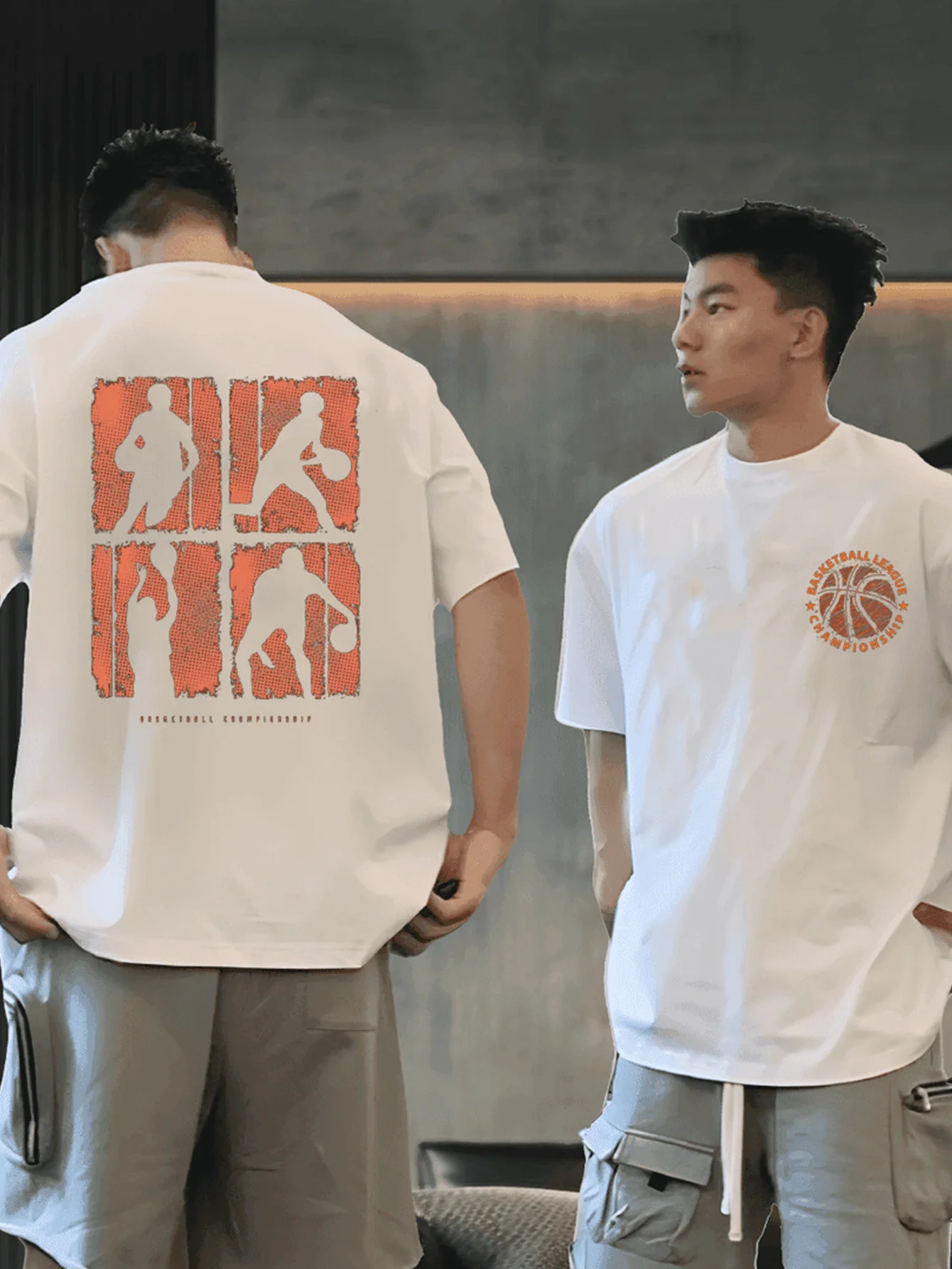 Men's 100% Cotton T-shirt, Retro Orange Textured Basketball Four-square Print T-shirt, Suitable for Everyday Sports Wear
