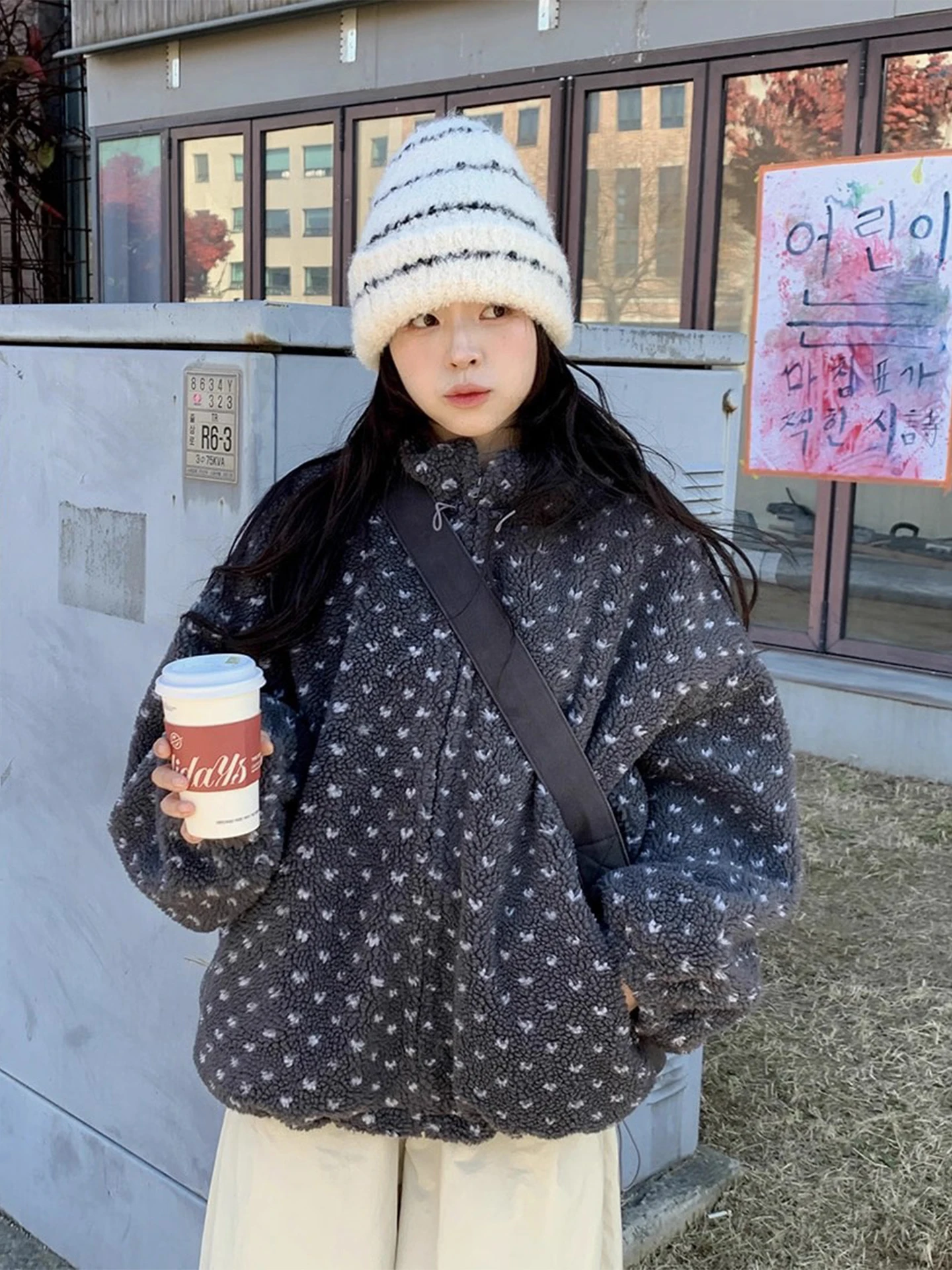 السيدات Thiened ort لامب الفراء Jaet شتاء جديد Sle كسول Sle معطف القطن الجزء العلوي من الجسم القلب نقطة التطريز الدفء الحد