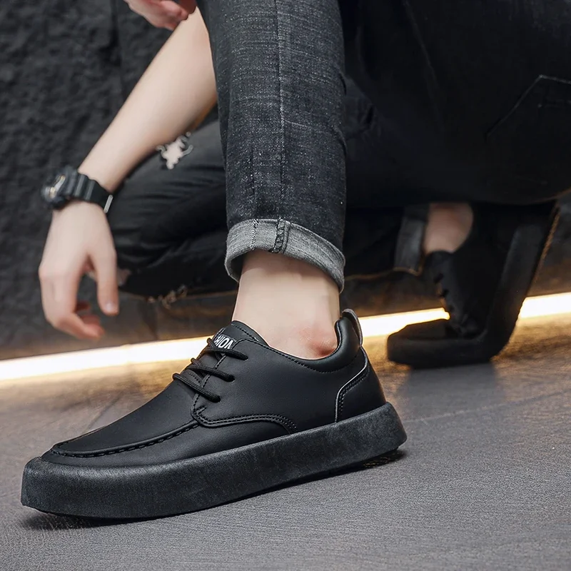 Hot Selling Heren Business Casual Schoenen Ronde Neus Jeugd Sneakers Effen Kleur Eenvoudige Platte Schoenen Super Fiber Gezicht Gevulkaniseerde Schoenen