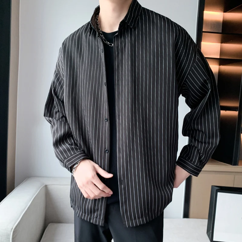 

Men's Loose Fit Long Sleeve Shirt Casual Stripe Pattern Button Design Iron-Free Color Woven Fabric Autumn Fashion Trendy Black