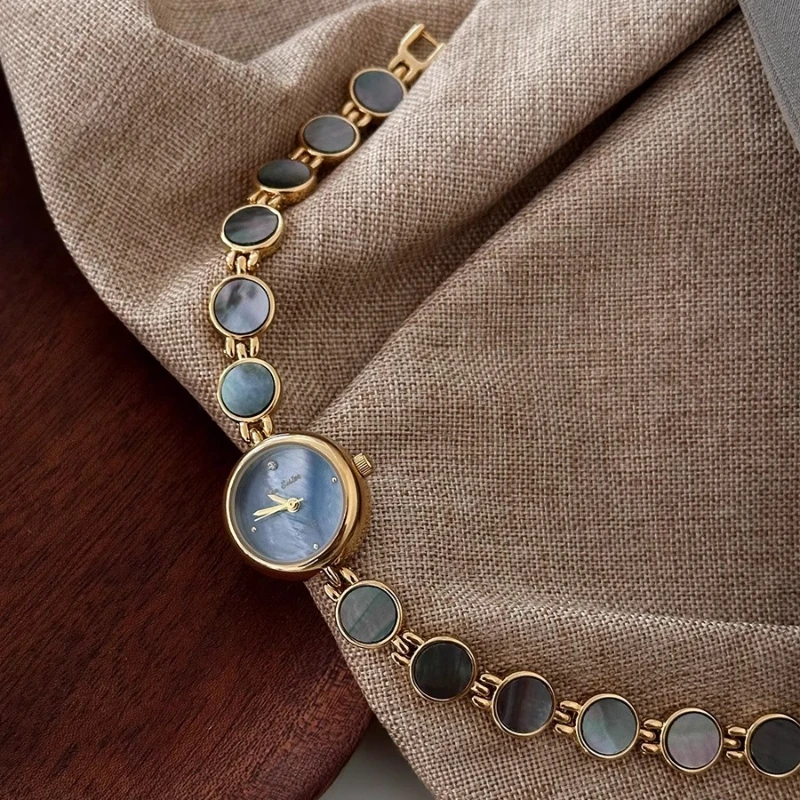 Women's Quartz Watch Luxury Diamond Bracelet Small Wristlet Bracelet Vintage Clock for Ladies Birthday Gift